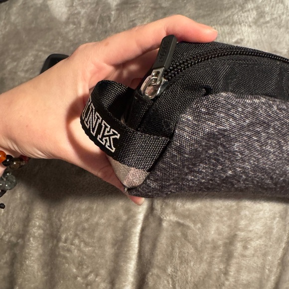 PINK Victoria's Secret Pouch - Picture 7 of 10